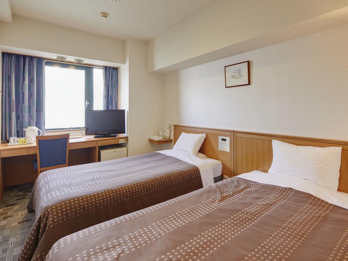 Hotel Roco Inn Okinawa Naha Bagian luar foto