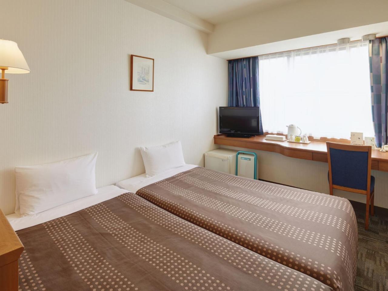 Hotel Roco Inn Okinawa Naha Bagian luar foto